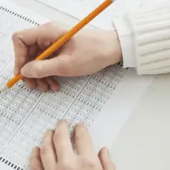 Na czym polegają badania psychologiczne kierowców i jak się do nich przygotować?