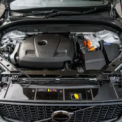 Volvo XC60 jaki silnik? Poznaj mocne i słabe strony jednostek napędowych