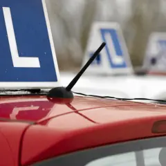 Czy przy wymianie prawa jazdy trzeba robić badania? Kluczowe informacje na ten temat