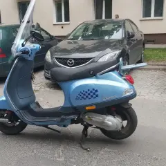 Czy można jeździć motorowerem bez prawa jazdy? Sprawdź wymagania i konsekwencje