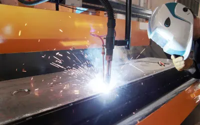 Zastosowanie laserów w produkcji reklam i konstrukcji lekkich