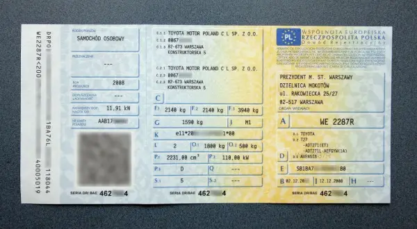 Gdzie jest nr silnika w dowodzie rejestracyjnym? Oto, co musisz wiedzieć