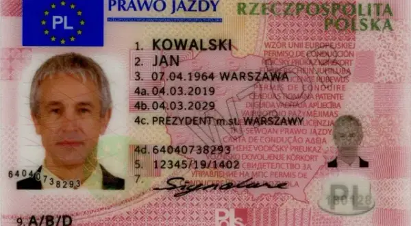 Jak sprawdzić gdzie jest prawo jazdy? Poznaj skuteczne metody i porady