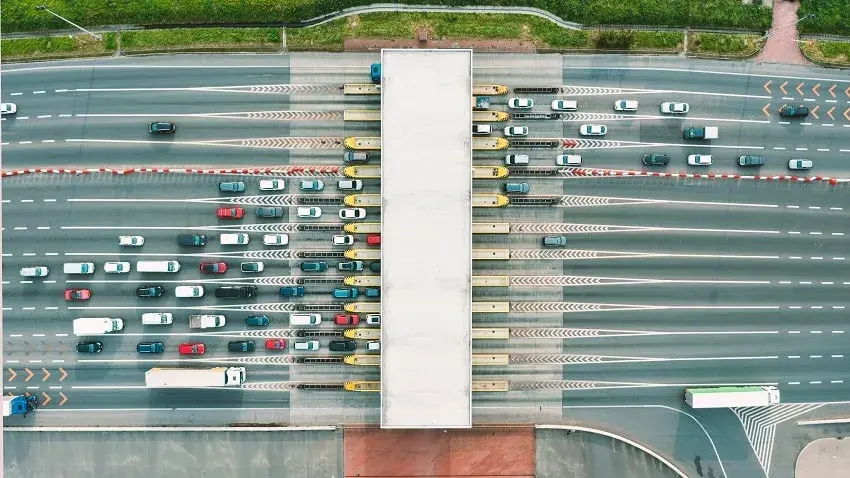 Jak się płaci za autostrady we Włoszech? Poznaj metody i koszty przejazdu