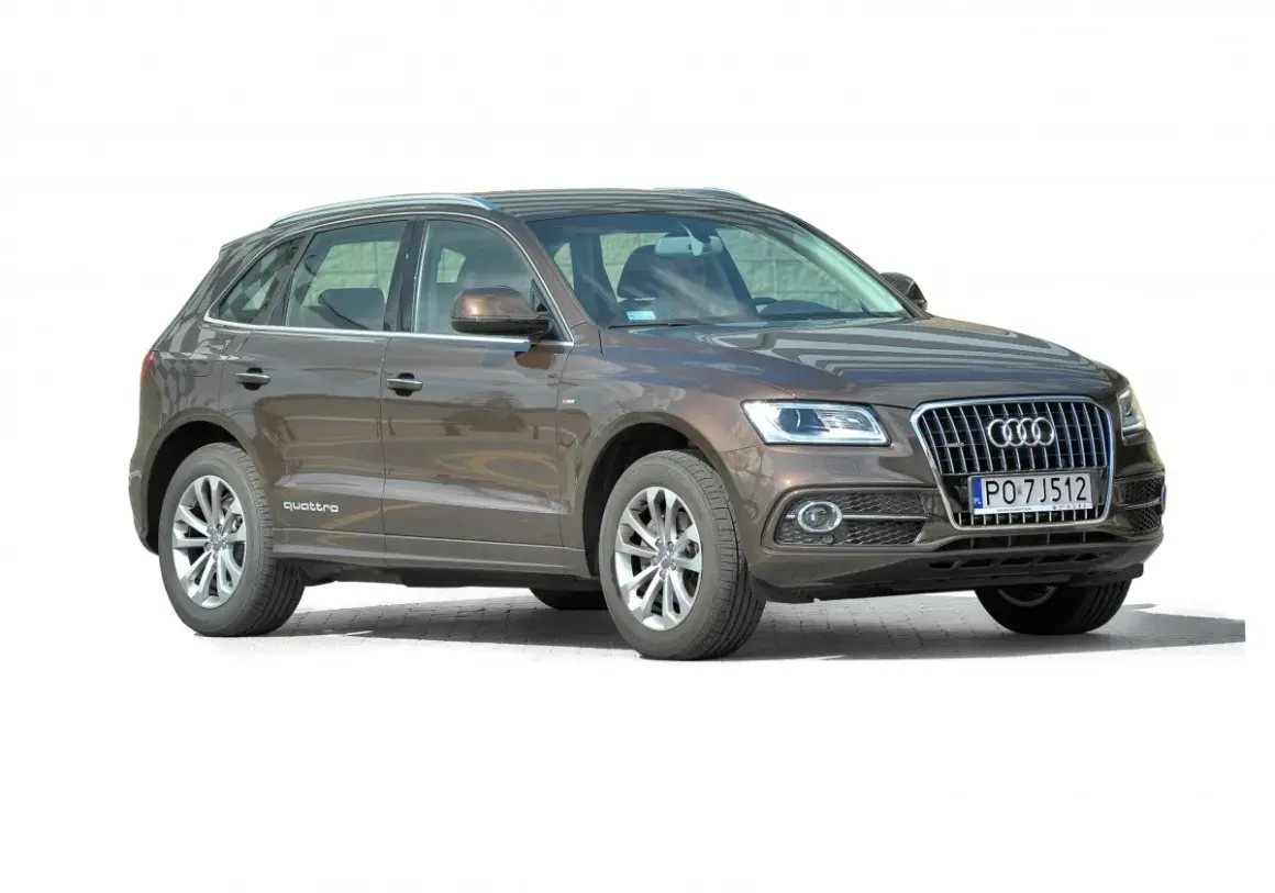 Audi Q5 jaki silnik benzynowy wybrać? Porównanie, zalety i wady