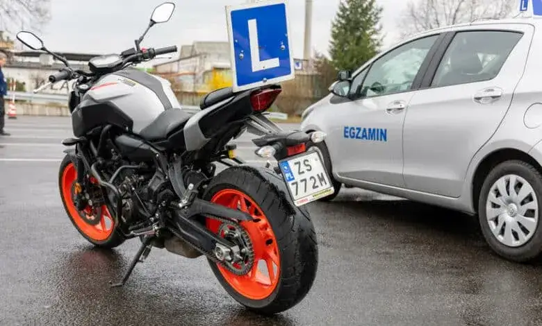 Zdjęcie Jakie prawo jazdy na motor 125? Sprawdź wymagania i wyjątki