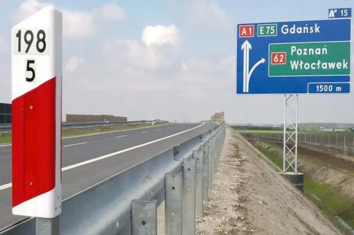 Zdjęcie Co ile są słupki na autostradzie? Odkryj ważne szczegóły!